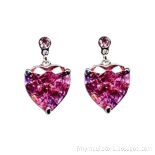 Modern Decorative Stud Earrings, Comes in Fashionable Style and Unique Design
